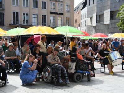 Fotos vom Randgruppenkrawall-Behindertenprotest